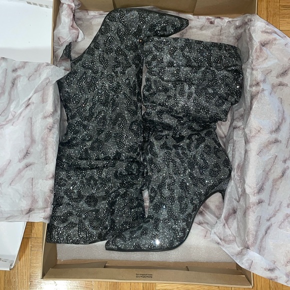 Jessica Simpson boots - Picture 4 of 8